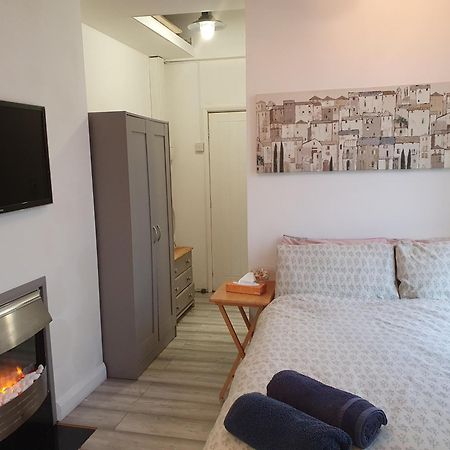 4Alma St Apartment Плимът Екстериор снимка
