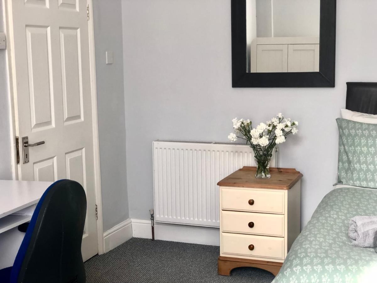 4Alma St Apartment Плимът Екстериор снимка