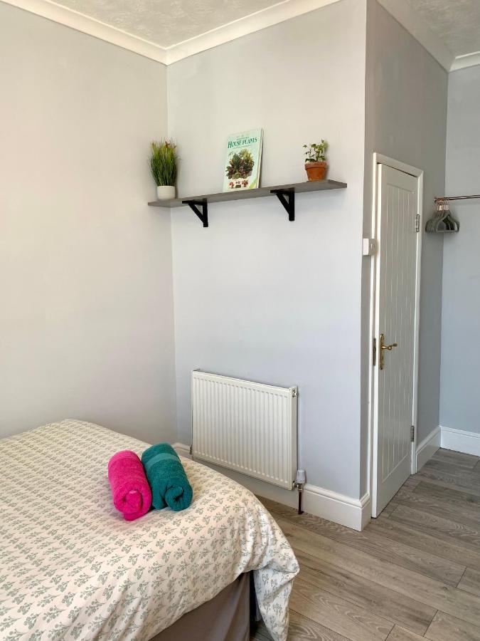 4Alma St Apartment Плимът Екстериор снимка